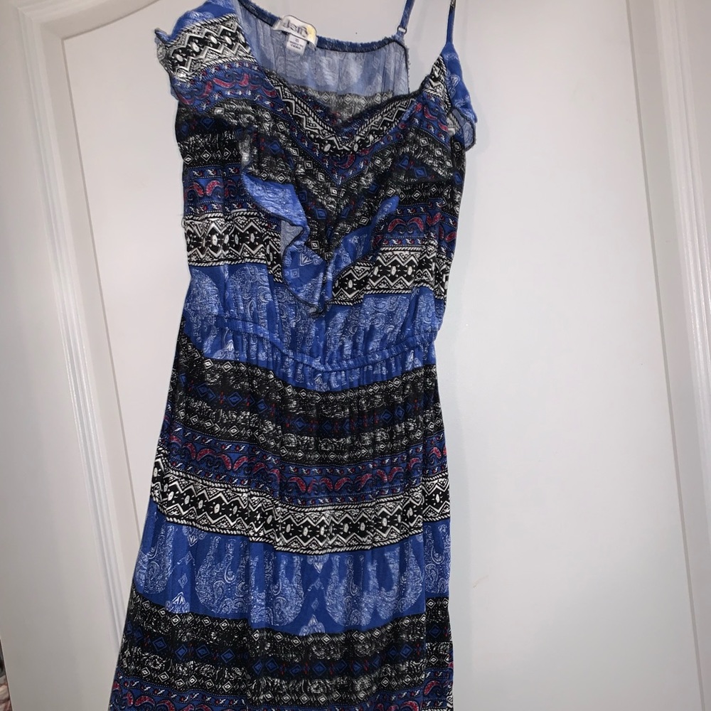 Blue pattern dress. Slightly worn.